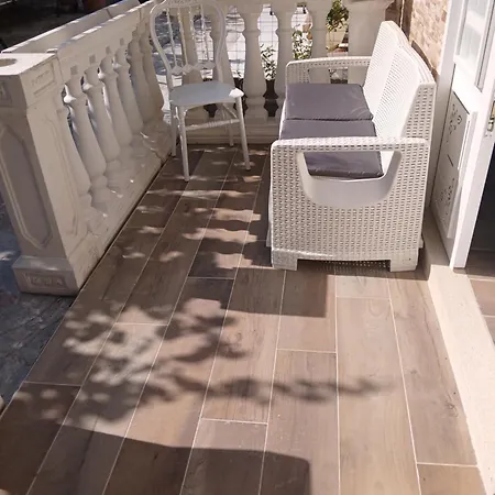 Elegant House In Appartement *