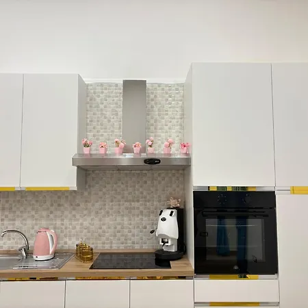 Elegant House In Apartment Pompei