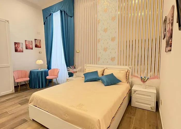 Elegant House In Apartment