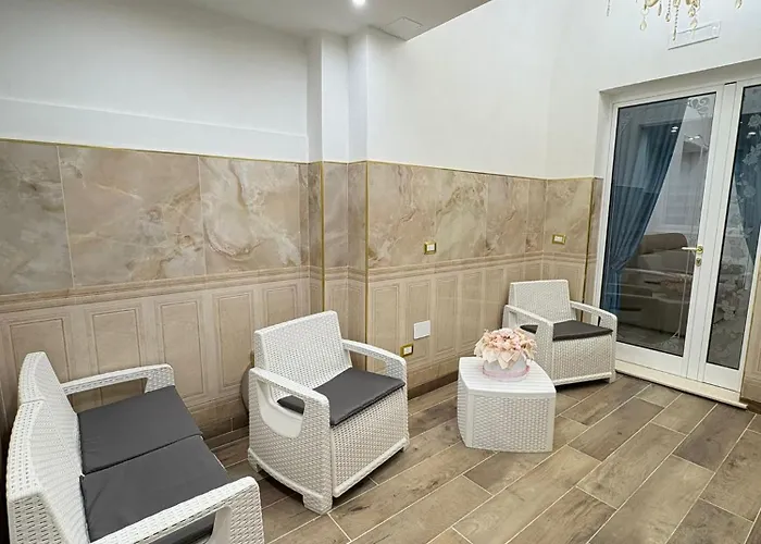 Apartment Elegant House In