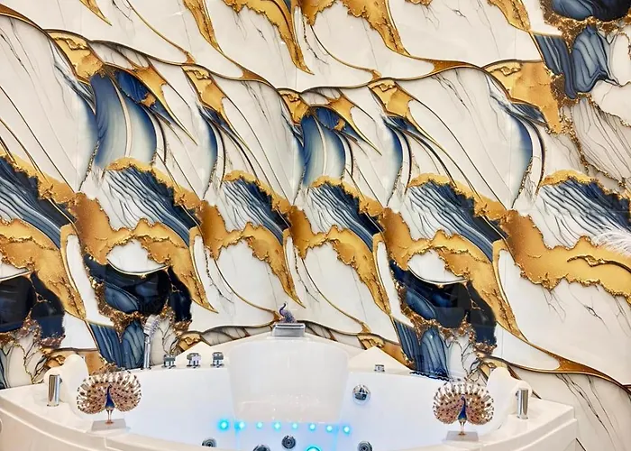 Elegant House In Pompei